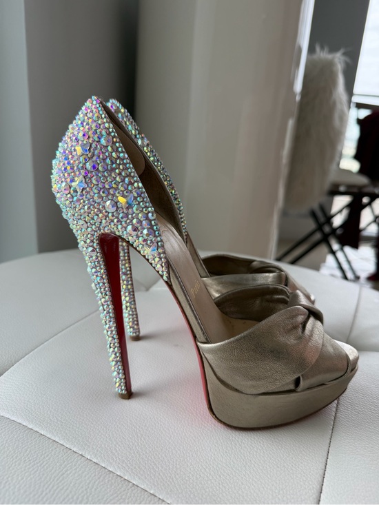 Christian Louboutin Shoes - Christian Louboutin Crystal
STRASS Volpi 150 D'Orsay metallic platform pump 37.5